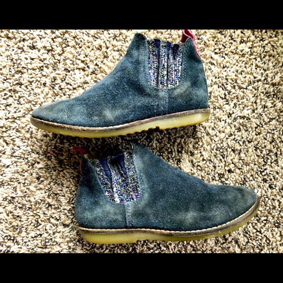 Mini Boden Navy Suede Chelsea Boots 28 (11) - Picture 1 of 7